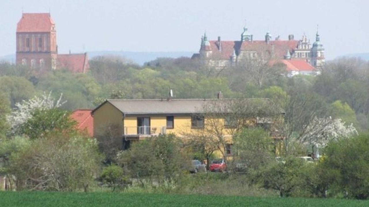 Ganze Ferienwohnung, Ferienwohnung für 2 Personen (40 m²) in Güstrow in Güstrow, Mecklenburgische Seenplatte