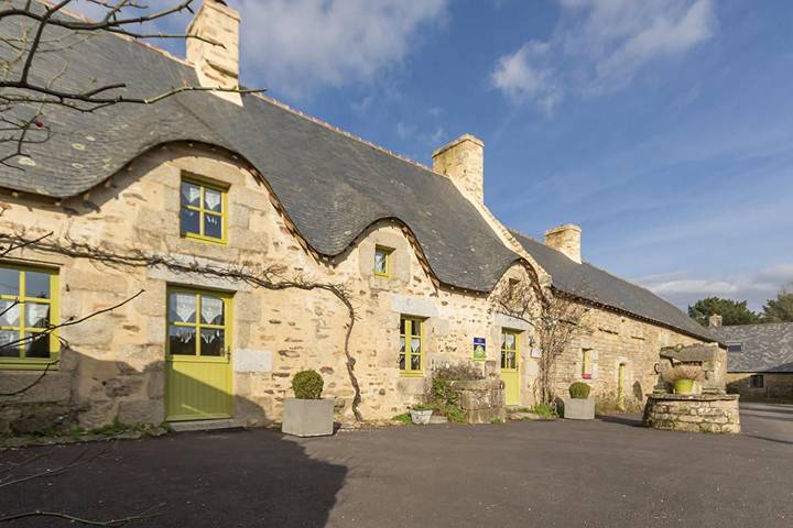 Cottage pour 3 personnes, avec jardin, animaux acceptés à Kervignac