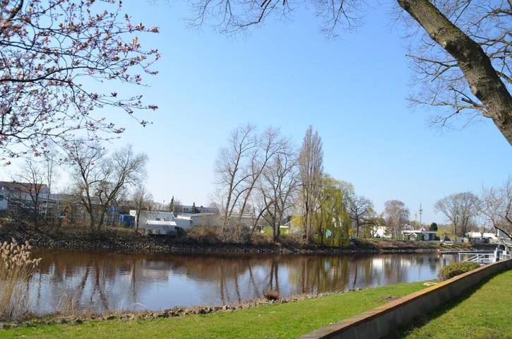 Hostel voor 3 personen, with Whirlpool and Terras as well as Tuin in Bremen