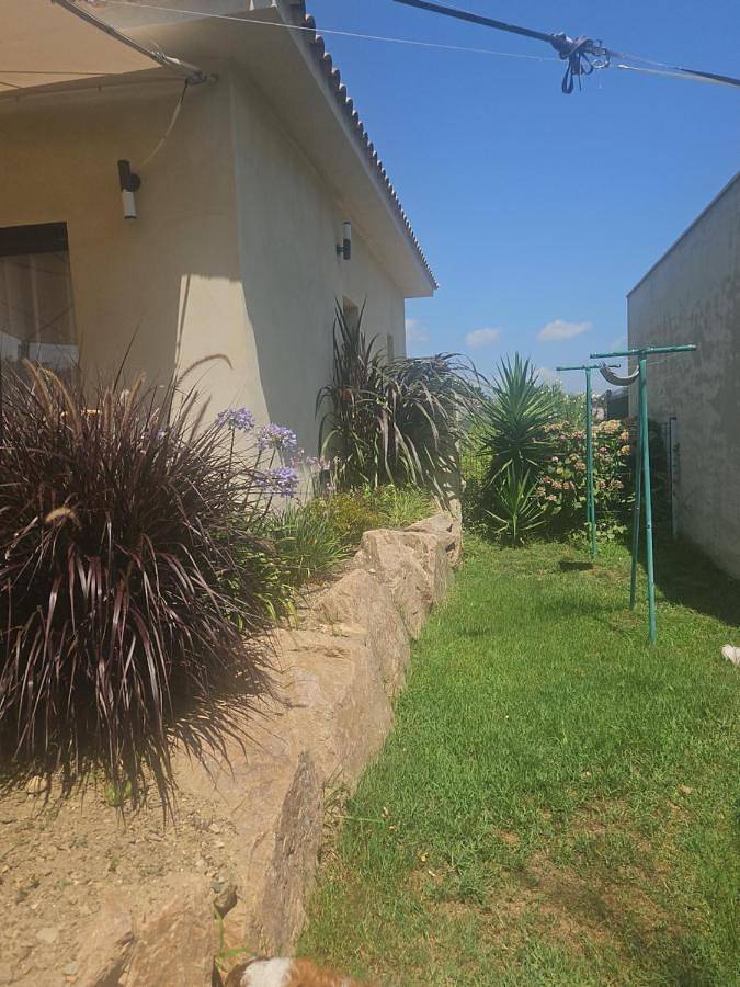 Appartement entier, One-Bedroom Apartment in Prunelli-di-Fiumorbo, Parc naturel régional de Corse