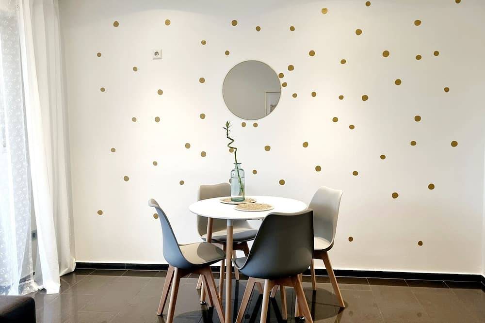 Ganze Wohnung, 2-Zimmer-Apartment I Küche I Balkon I Wlan I Prime I Gaming I Pkw-Stellplatz in Lünen, Ruhrgebiet