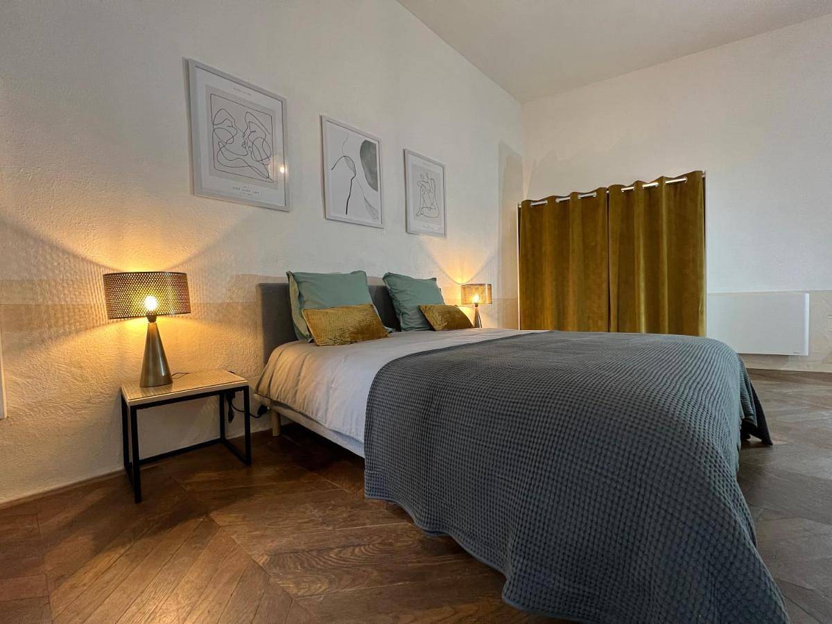 Appartement entier, Apartment in Parc naturel régional des Monts d'Ardèche