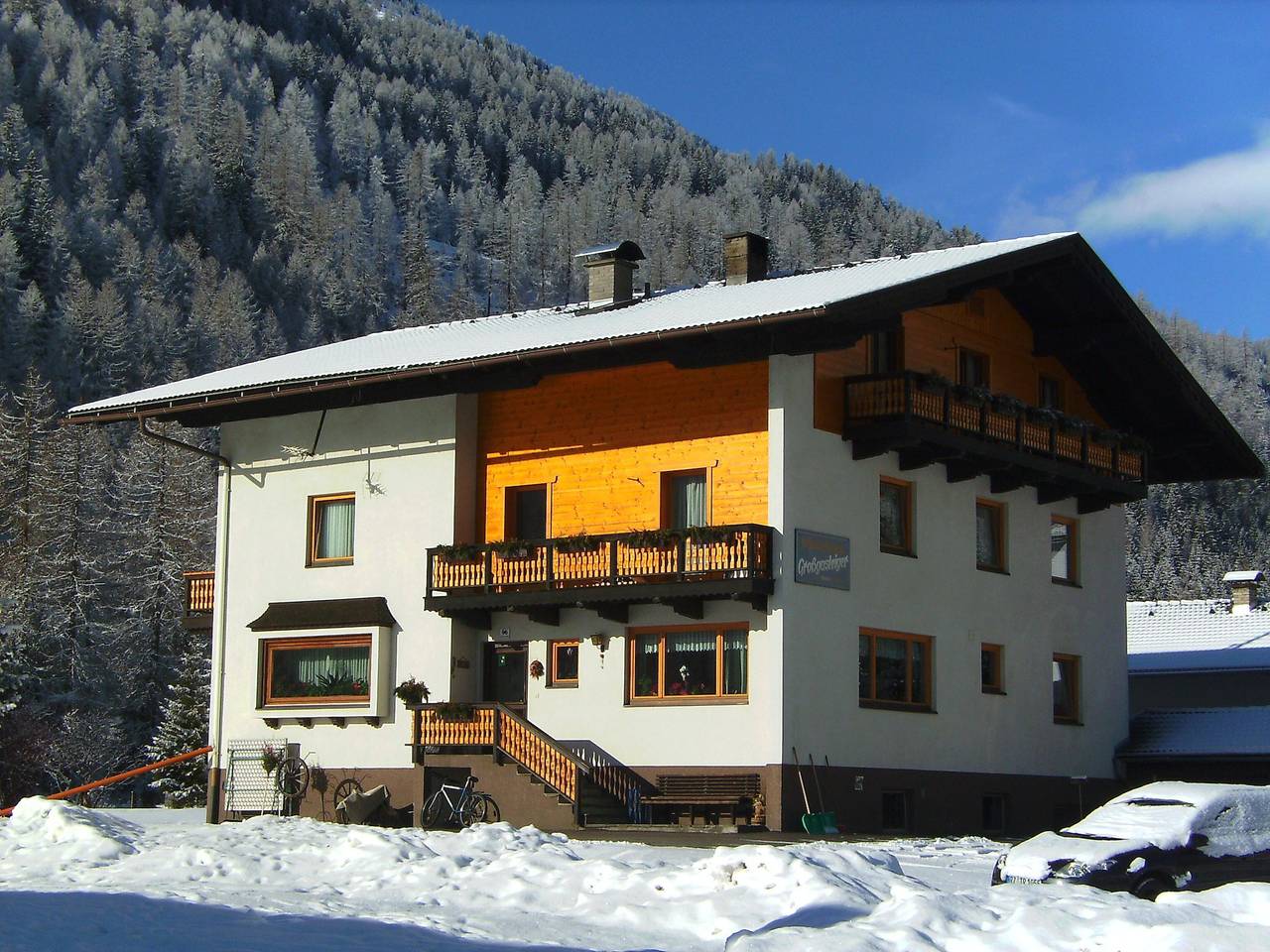 Ganze Ferienwohnung, Ferienwohnung für 4 Personen mit Terrasse in Sankt Jakob in Defereggen, Bezirk Lienz