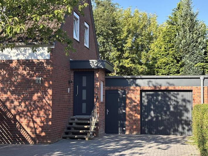 Ferienhaus für 8 Personen, mit Balkon und Garten in Schneverdingen