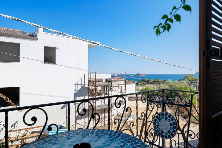 Appartamento intero, Appartamento 'Nido D'amore Vista Mare' in Santa Maria Navarrese, Baunei