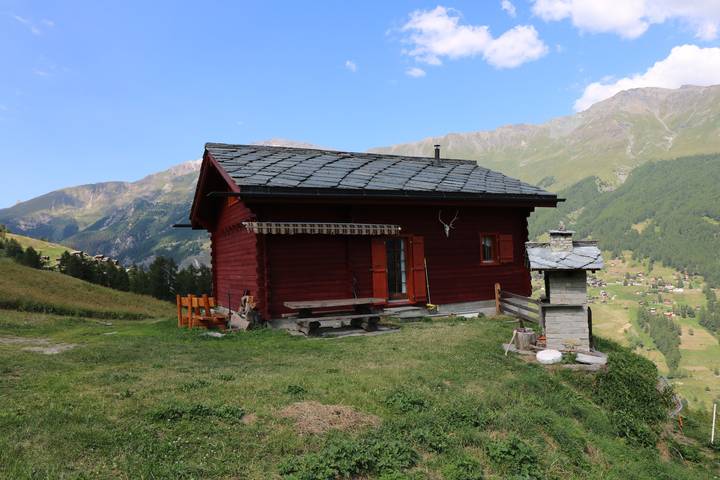 Ferienhaus für 6 Personen, mit Terrasse und Garten in Evolène