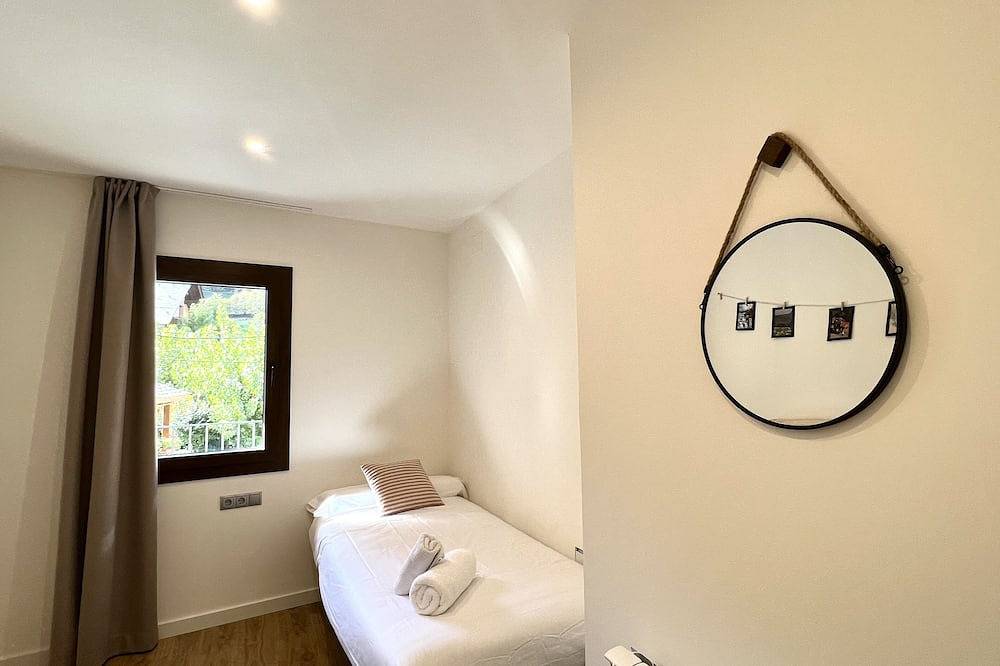 Entire apartment, Espot Cowork & Apartments in Espot (Skiing), Espot