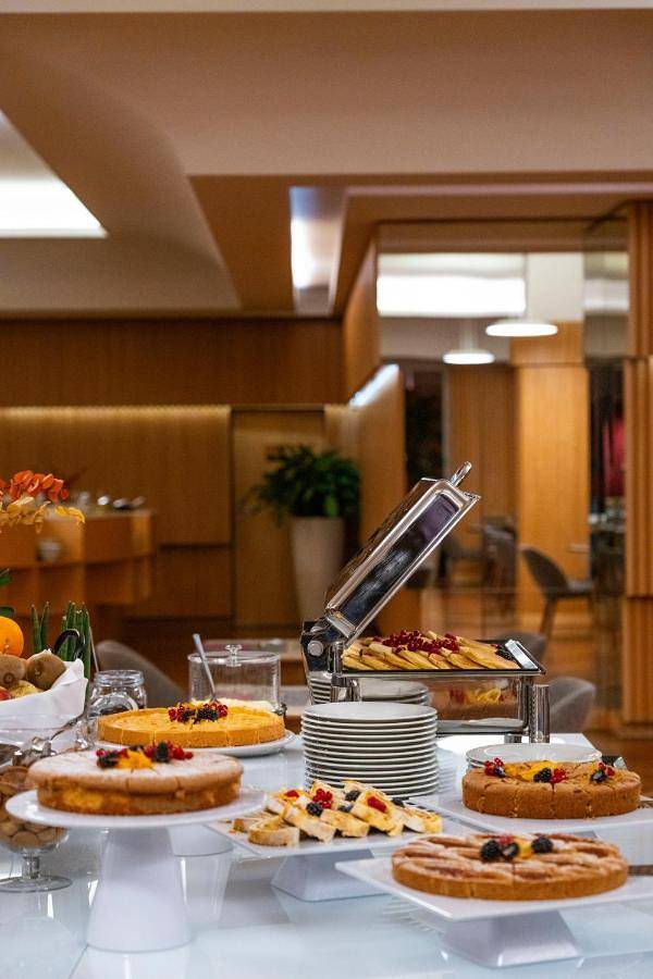 Hôtel pour 3 personnes, avec piscine et jardin à Varèse - 4