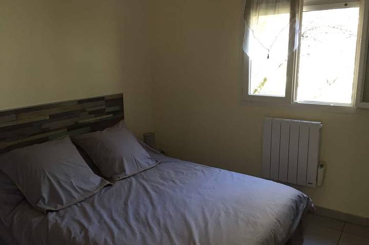 Location de vacances pour 2 personnes, avec terrasse et jardin à Latour-de-France - 2
