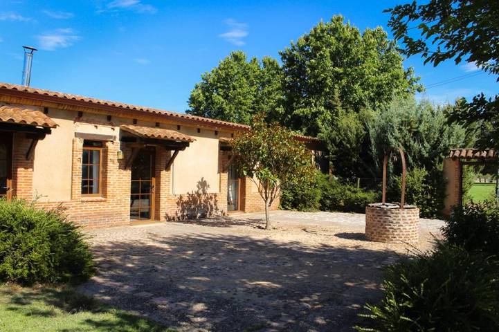 Apartamento de vacaciones para 2 personas, con piscina además de vistas y jardín - 1