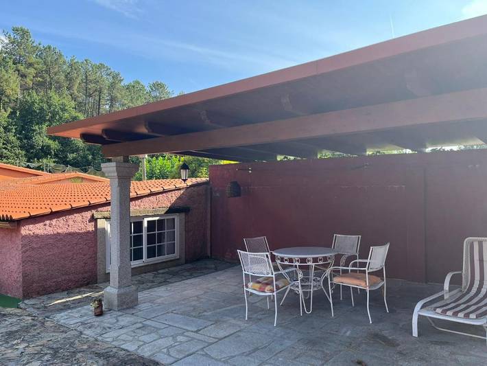 Location de vacances pour 4 personnes, avec jardin, animaux acceptés à Brión - 2