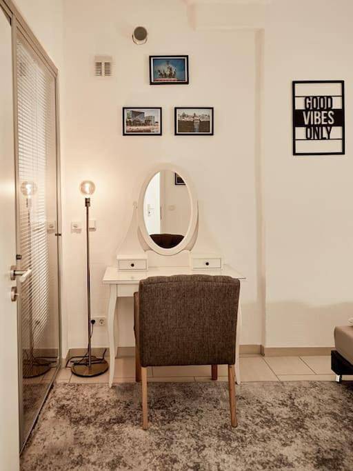 Geheel appartement, Three-Bedroom Apartment in Kreuzberg, Berlijn