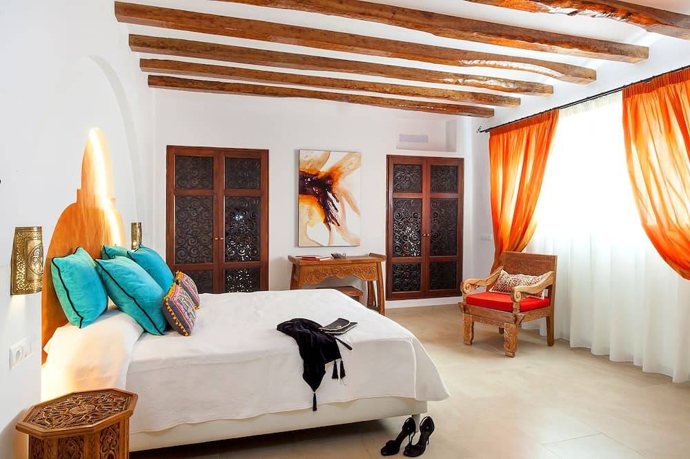 Villa Morna, tranquillità a ibiza in Santa Eularia des Riu, Ibiza Est