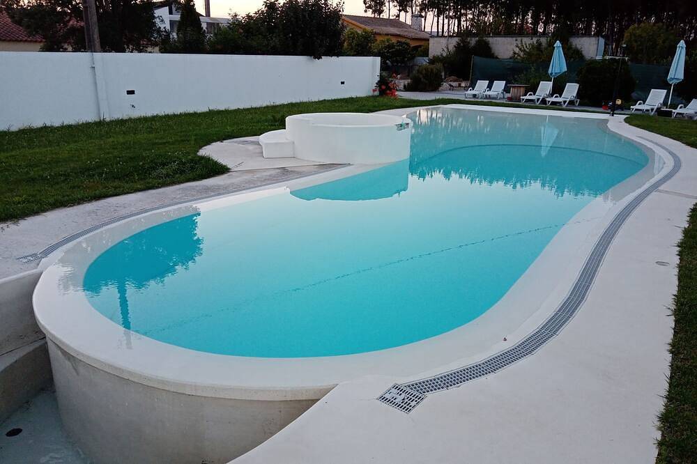 Vila Rosa Apartment, Wi-Fi, Terrasse, Parking, Barbeque, swimming pool in Ponte de Vagos, Ponte de Vagos e Santa Catarina