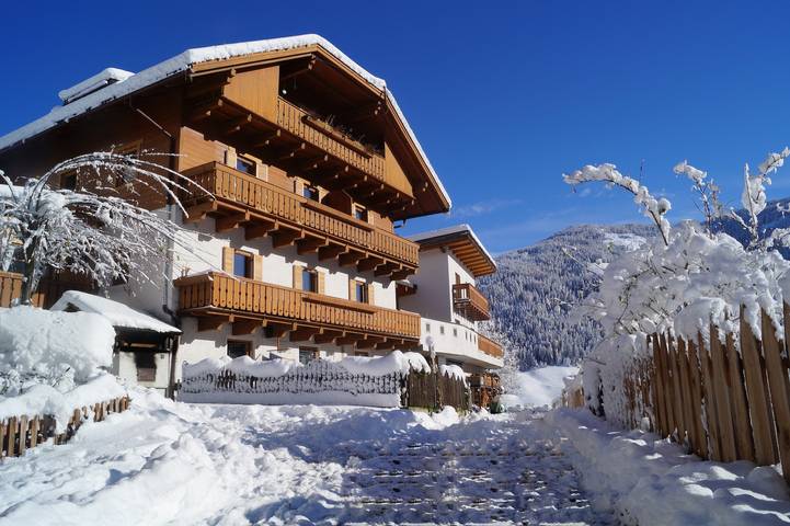 Appartamento per 5 persone, con Balcone e Giardino