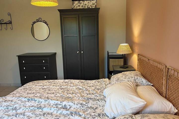 Location de vacances pour 8 personnes, avec jardin et terrasse à Saint-Didier - 3