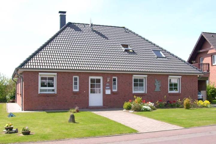 Ferienwohnung für 4 Personen, mit Terrasse und Garten in Karby