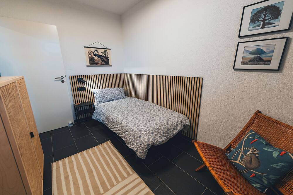 Ganze Wohnung, Private Fereinwohnung im Hunsrück mit herrlichem Talblick und Zedernholz-Sauna in Bruschied, Landkreis Bad Kreuznach