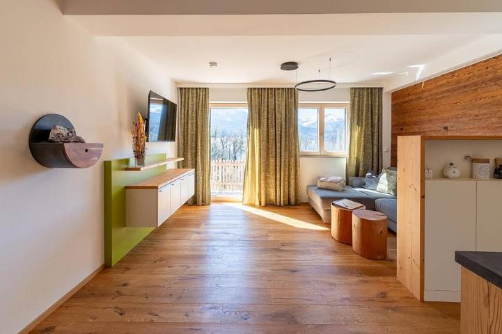Ferienwohnung für 3 Personen, mit Balkon und Terrasse sowie Seeblick und Ausblick in Sankt Wolfgang im Salzkammergut - 2