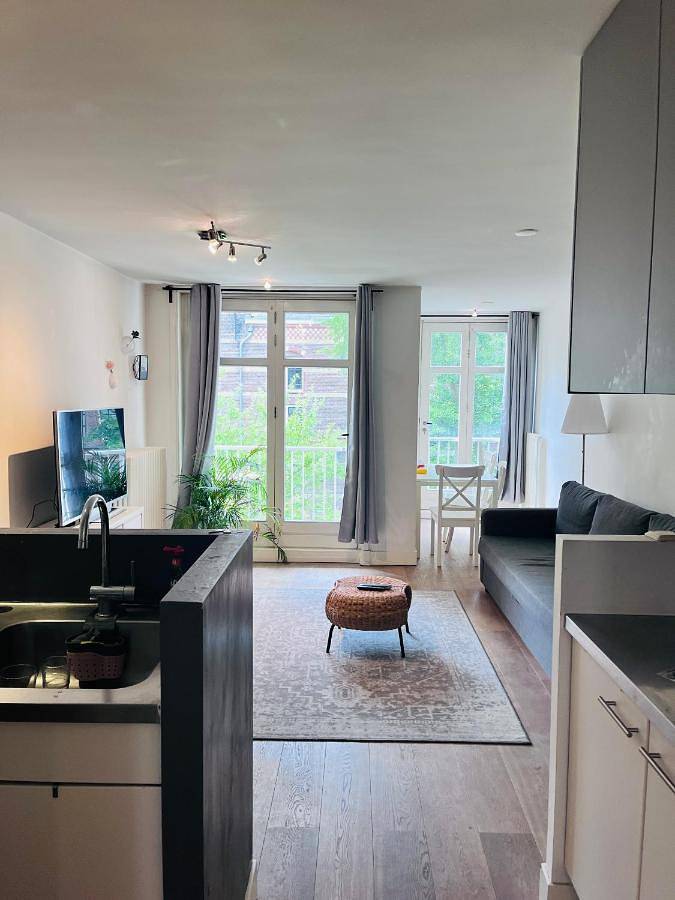 Vakantieappartement voor 7 personen, met balkon en uitzicht in Amsterdam Zuid