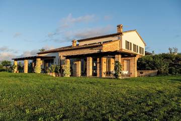 Location de vacances pour 6 personnes à Loro Piceno