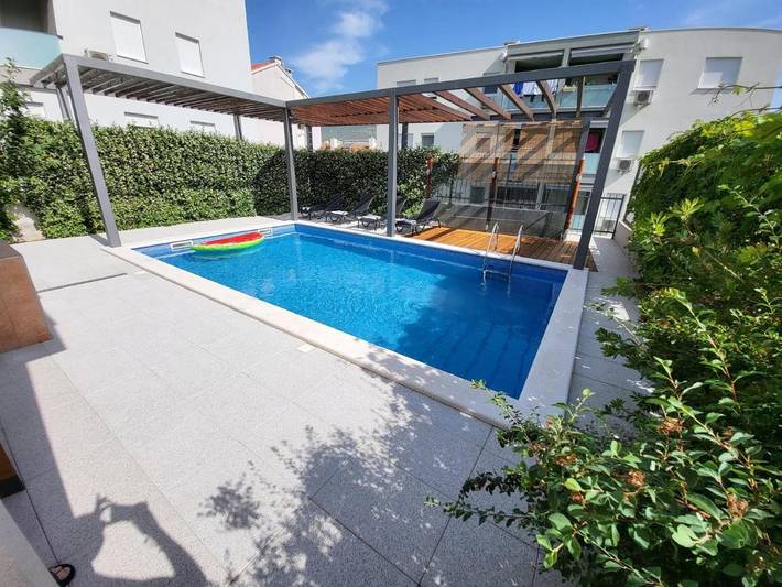 Villa pour 5 personnes, avec jardin et piscine à Solin - 4