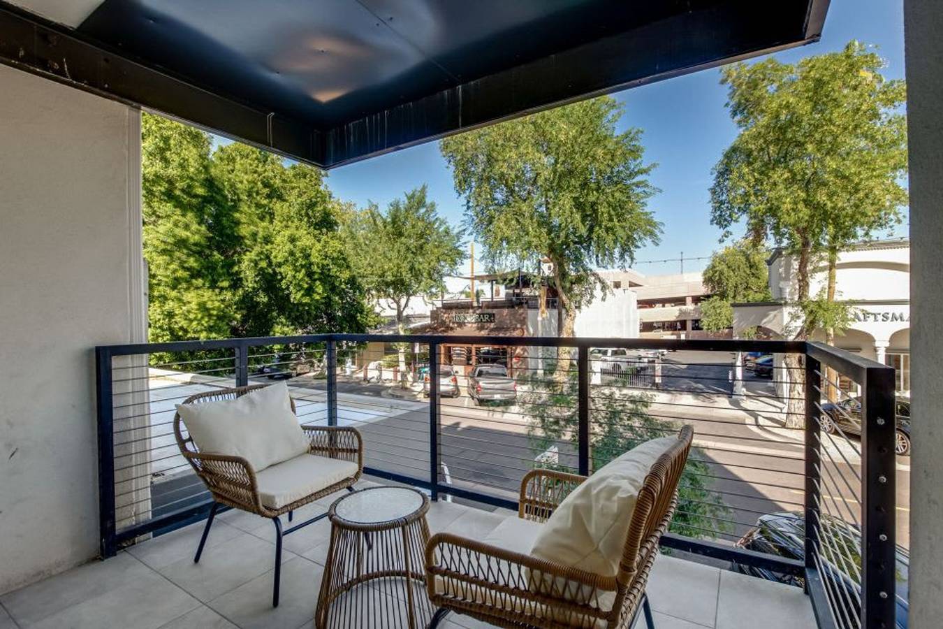 Entire apartment, Lux Downtown Studio Balcony Gym Old Town in Camelback Mountain, Scottsdale