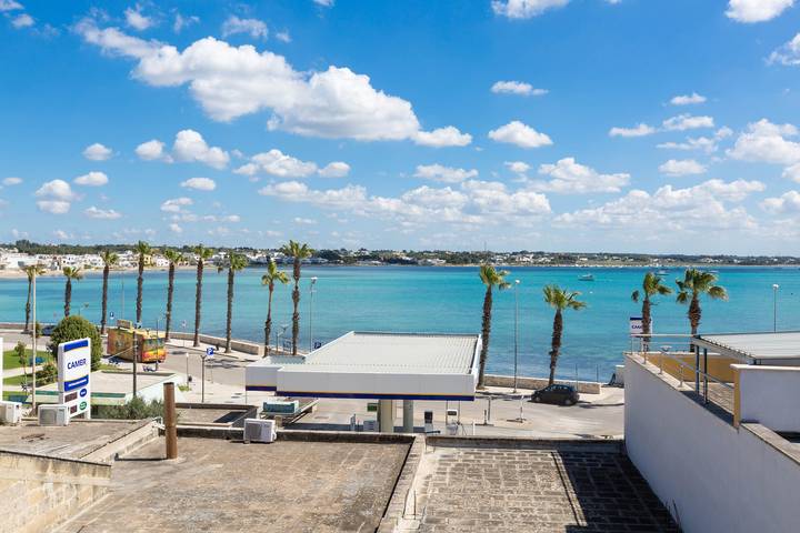 Gîte pour 6 personnes, avec terrasse à Porto Cesareo - 2