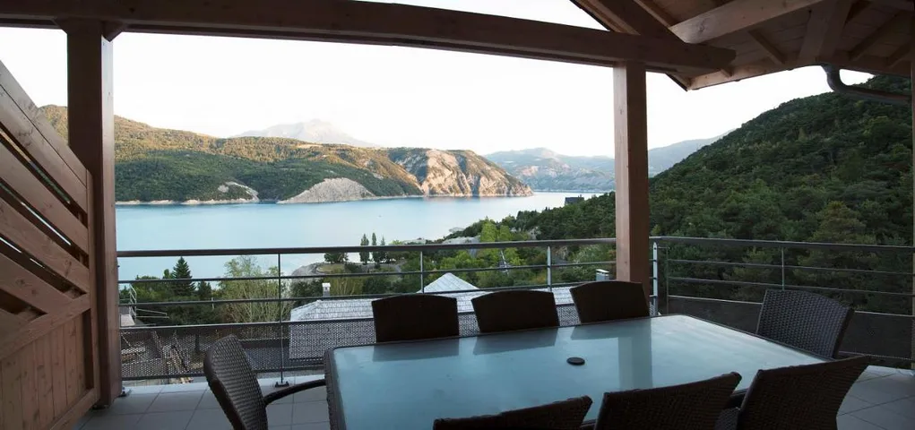 Appartement de vacances pour 6 personnes, avec vue et vue sur le lac ainsi que piscine et balcon - 1