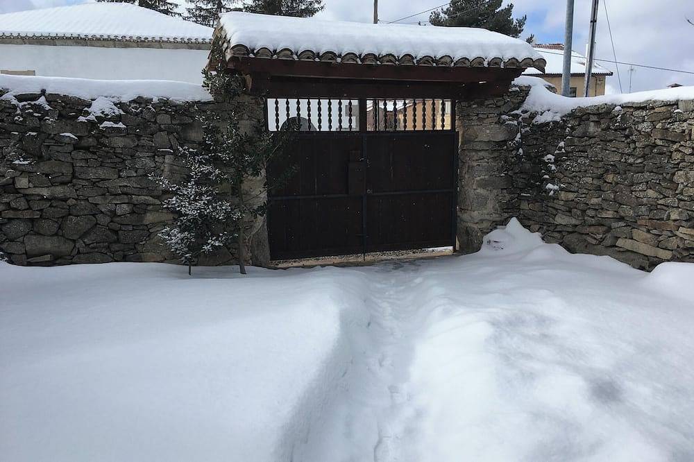 Homerez - Casa espaciosa en Navarredonda, vista a la montaña in Navarredonda de Gredos, Provincia de Ávila