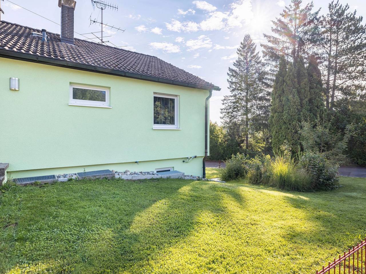 Ganze Ferienwohnung, Haus Wiesengrund - Hundefreundlich - Ferienwohnung Dachs in Gammertingen, Naturpark Obere Donau