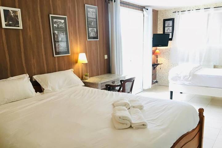 Gîte pour 8 personnes, avec terrasse et piscine, animaux acceptés à Saint-Géry - 2