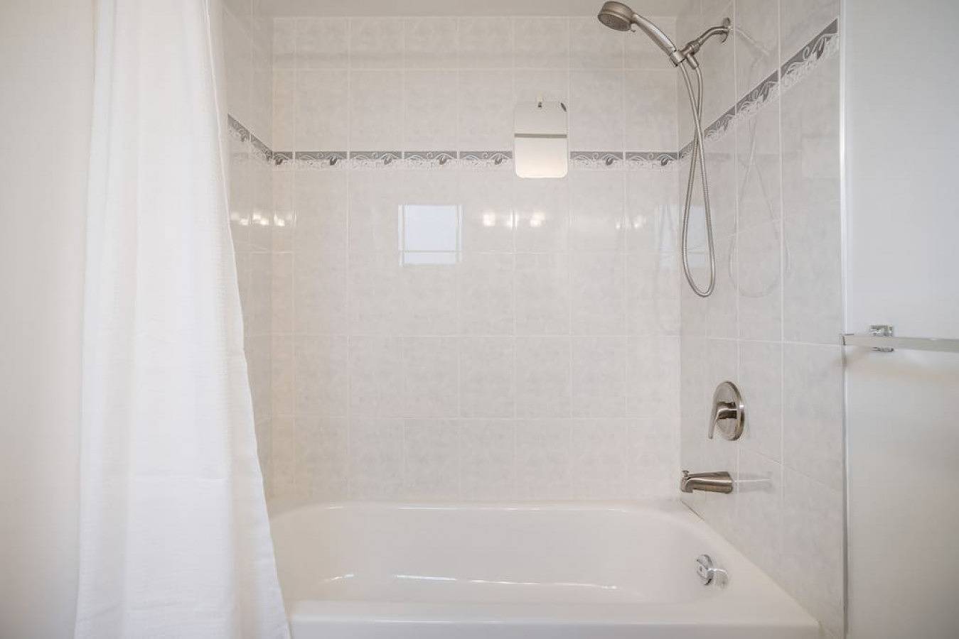 Entire apartment, East Van spacious 3bed 2bath in Vancouver, British Columbia