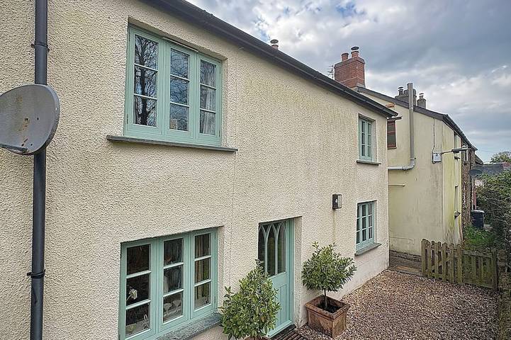 Vacation rental for 5 people, with yard in Devon