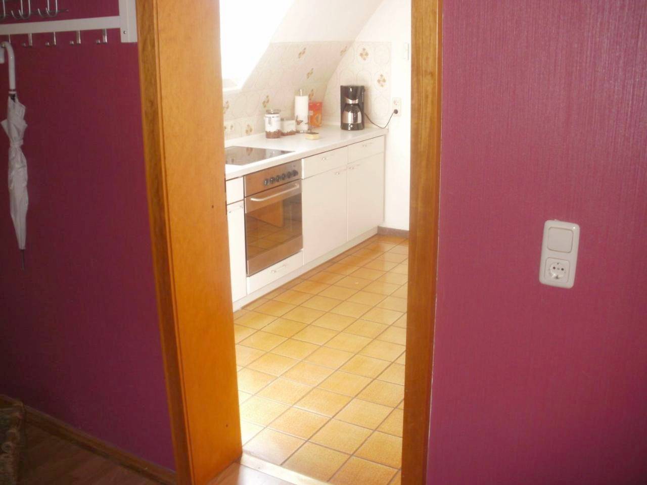 Ganze Wohnung, One-Bedroom Apartment in Frechen, Rhein-Erft-Kreis