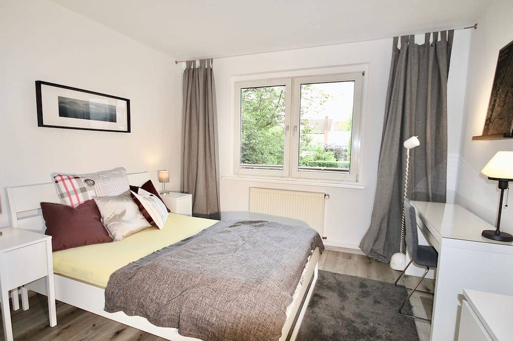 Entire apartment, Apartment-Superior-Private Bathroom-Garden view in Mitte Bochum, Bochum