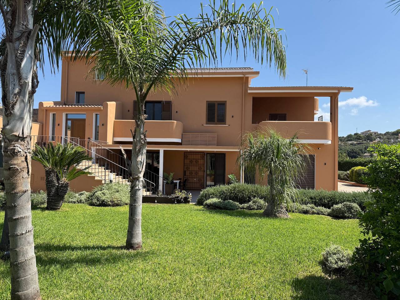 Appartement entier, Appartement « Casa Altoliva » avec jardin partagé et Wi-Fi in Marsala, Province de Trapani