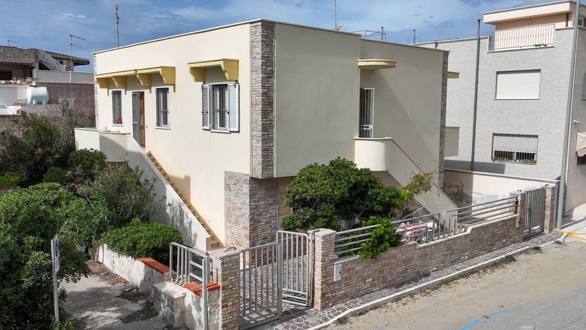 Ferienhaus für 8 Personen, mit Meerblick und Garten in San Pietro In Bevagna - 2