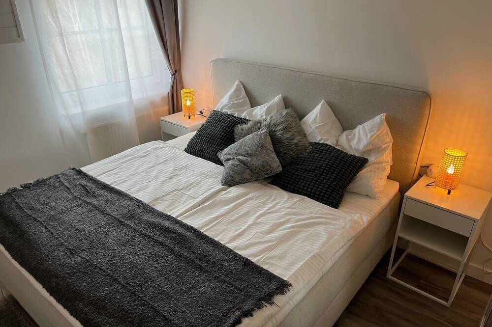 Ganze Wohnung, Apartment Seebrise Velden - nur 500 meter vom See! Neu! in Velden am Wörther See, Villach-Land