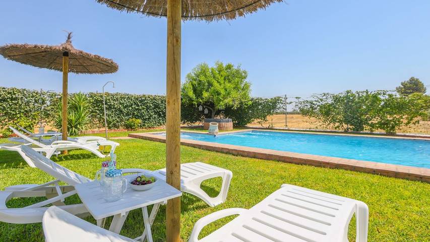 Casa rural para 8 personas, con piscina y balcón/terraza en Marchena - 2