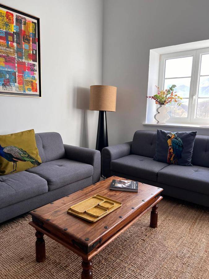 Gîte pour 7 personnes, avec piscine ainsi que terrasse et vue à Çaro - 4