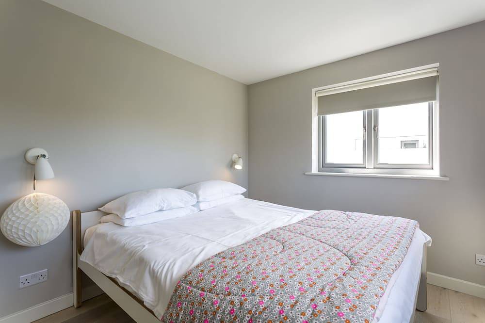 Stylish beach house in West Wittering village as featured in Living Etc mag in West Wittering Beach, West Wittering