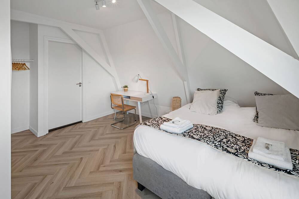 Ganze Wohnung, Josés Apartment im Zentrum von Roosendaal, Zimmer zu vermieten. Nur wenige Schritte zu allen Sehenswürdigkeiten, vereint diese Bed en Koffie Unterkunft Komfort und moderne Ausstattung. in Roosendaal, Nordbrabant