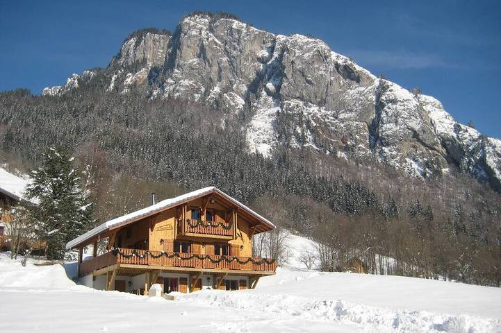 Chalet für 12 Personen, mit Garten und Balkon - 1