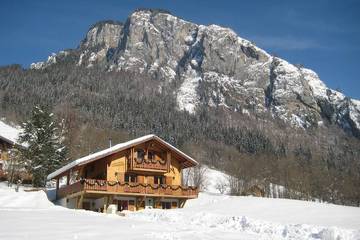 Chalet pour 12 personnes, avec balcon et jardin à Abondance