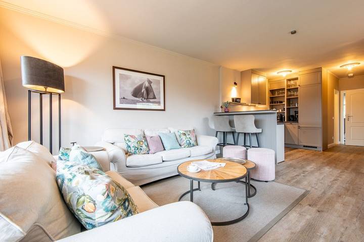 Ferienhaus für 8 Personen, mit Garten und Sauna in Westerland