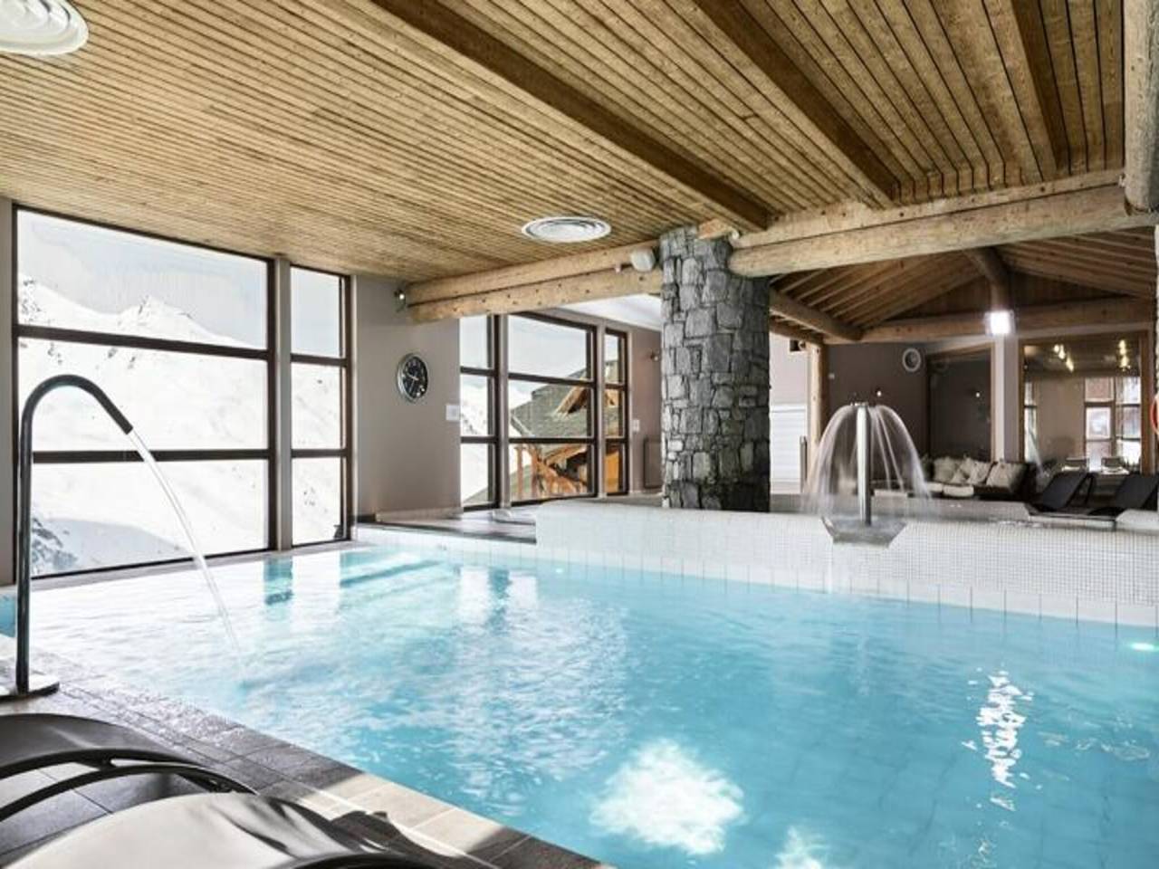 Geheel appartement, Appartement in Val Thorens met spa en zwembad in Val Thorens, Massif de la Vanoise
