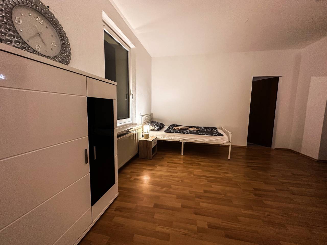 Entire apartment, Apartment 'Haus 3 Musketiere' with Shared Garden in Augsburg, Bavarian Swabia