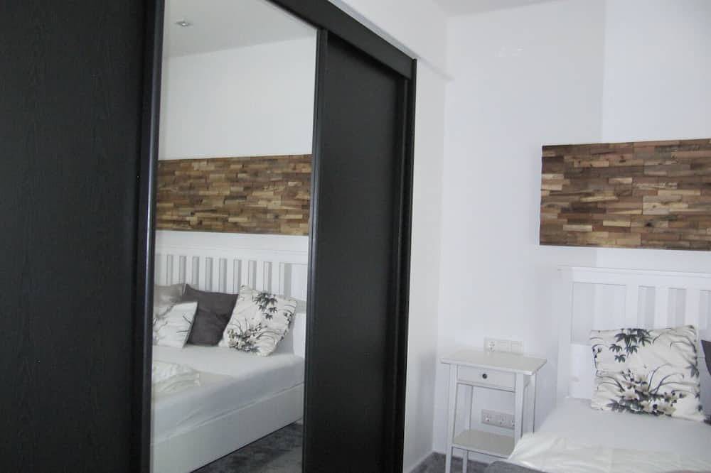 Ganze Wohnung, Ferienwohnung in idyllischer Lage inmitten von grünen Wiesen in Aachen, Rheinland