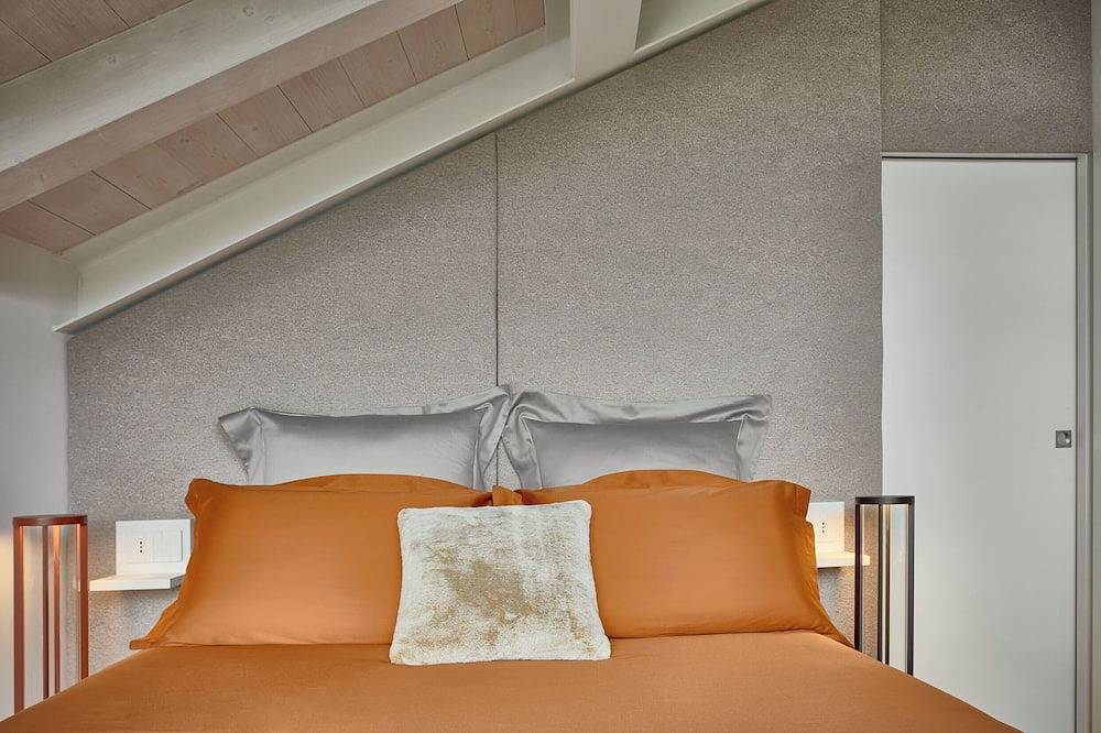 Heritage Carrel | Luxury Ski Chalet in Cervinia in Cervinia, Région de Valtournenche